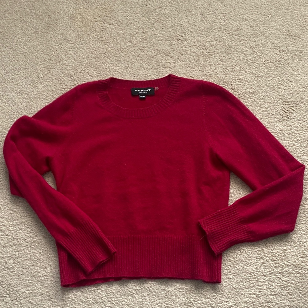 Red Repeat Cashmere sweater size XS